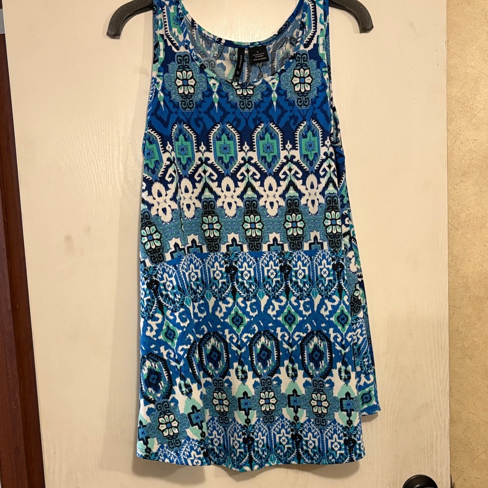 New Directions Blue and Green Patterned Tank Top